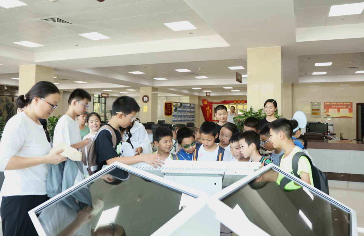 说明: 032ee817c1b2476fa00f3af90a5f0a6